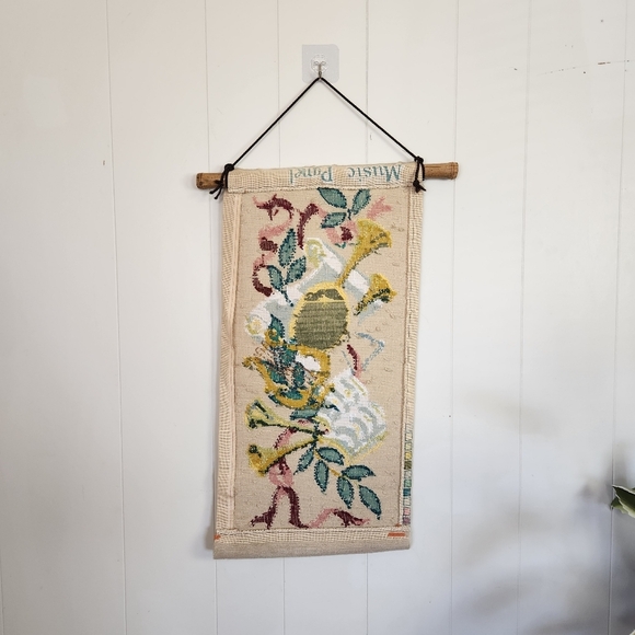 Vintage 70s Crewel Tapestry Music Harp Boho Home Decor Bohemian Wall Hanging - Picture 6 of 9